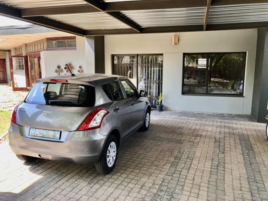 4 Bedroom Property for Sale in Universitas Free State